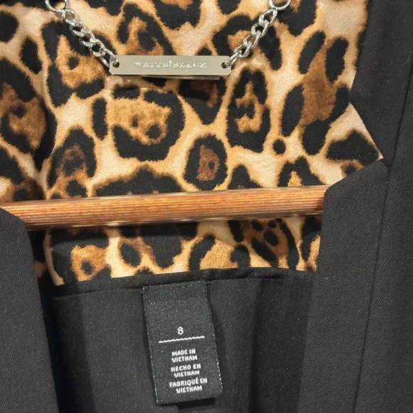 White House Black Market Black Vest with Leopard Lining - Picture 3 of 5